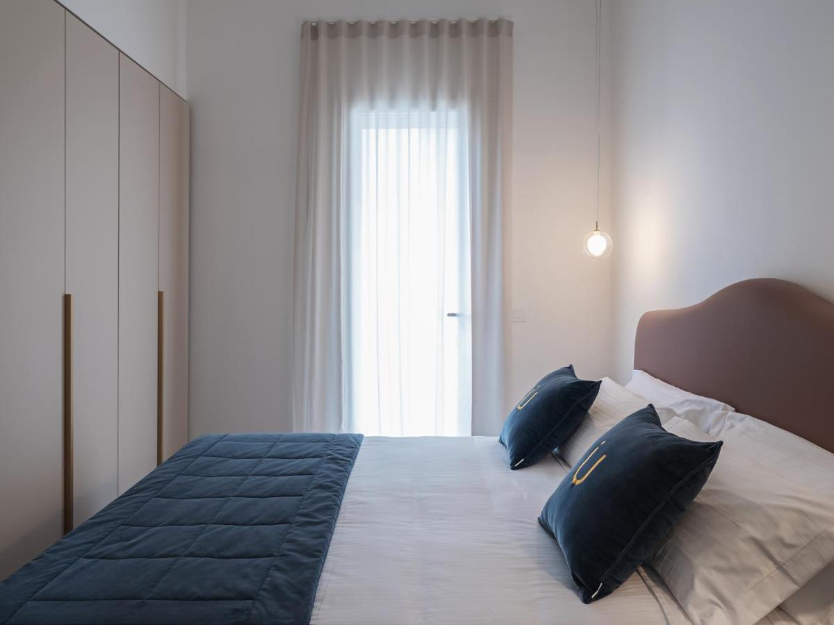 Living U Homesuites Лече Екстериор снимка