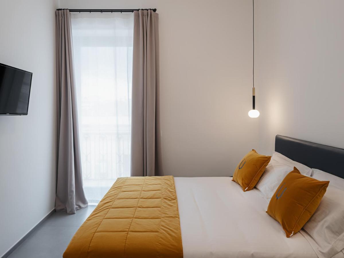 Living U Homesuites Лече Екстериор снимка